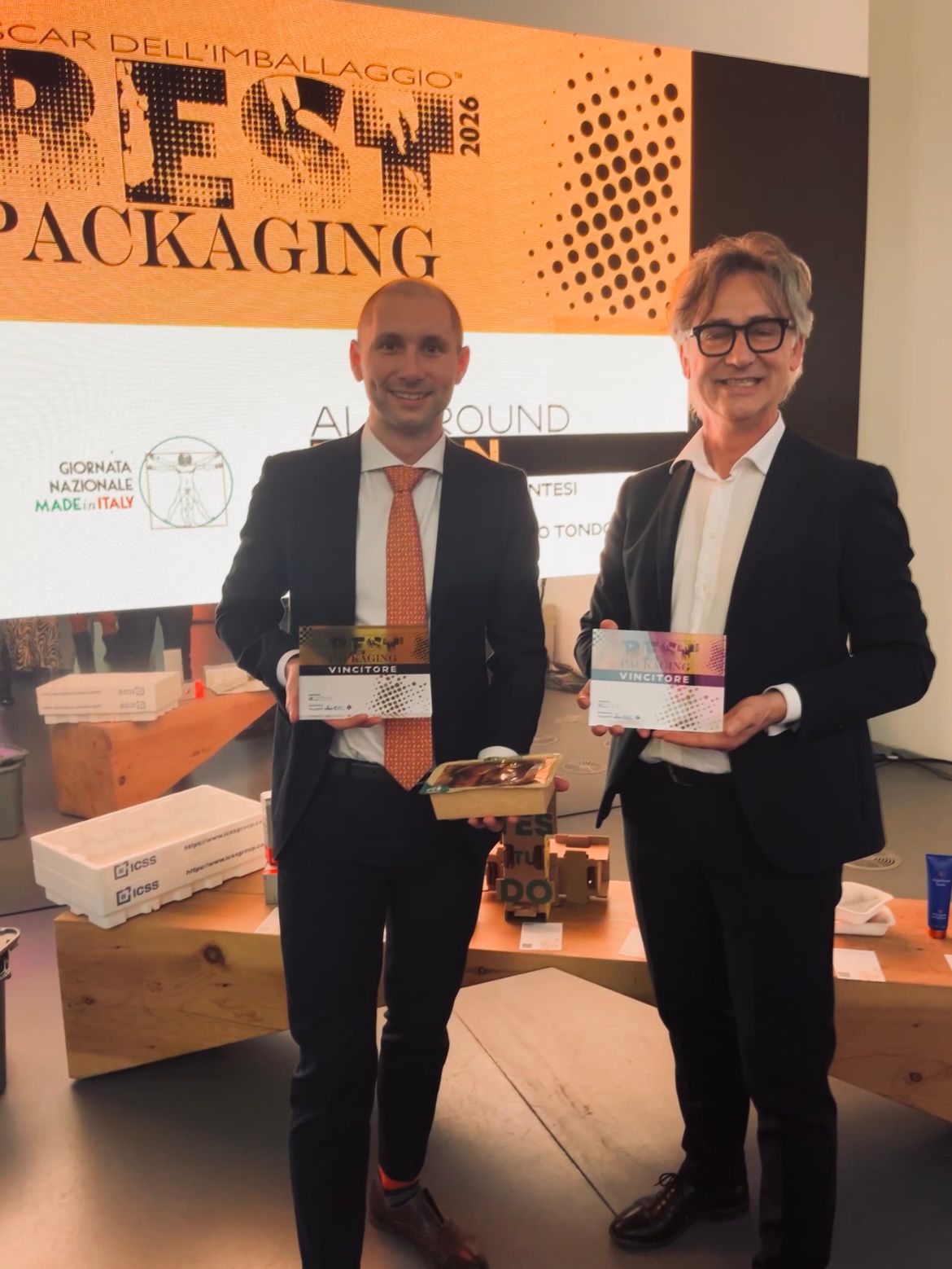 Smilesys wins the Best Packaging Award 2026_Ernesto Zanarella